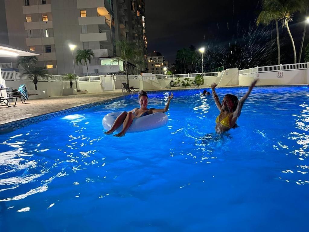 Hobie Oceanfront Apartment At Isla Verde San Juan Eksteriør billede