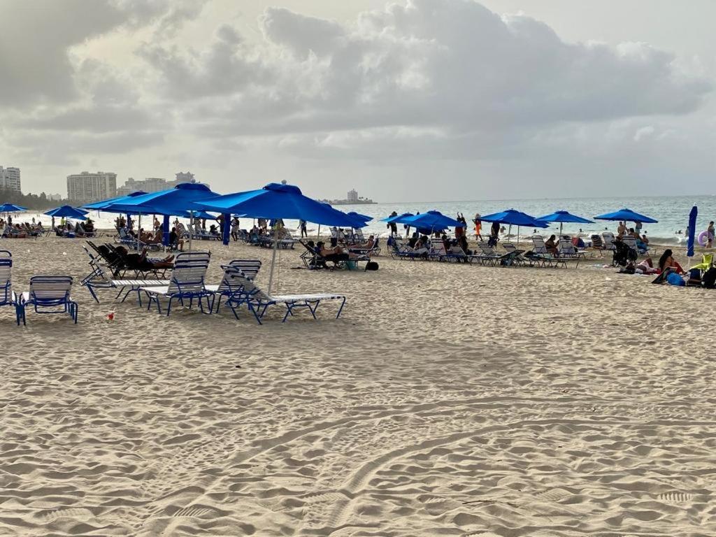 Hobie Oceanfront Apartment At Isla Verde San Juan Eksteriør billede